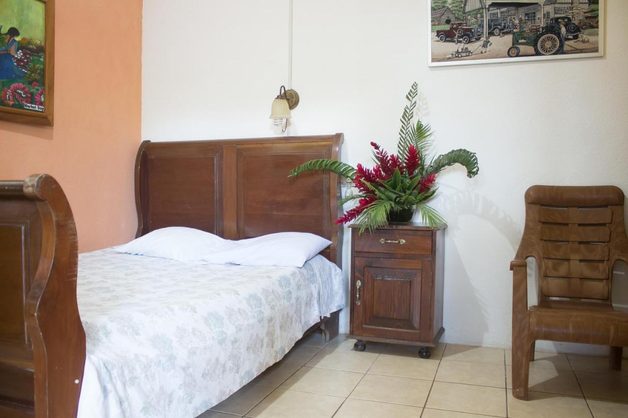 Hotel Rabin Itzam Lanquín 外观 照片